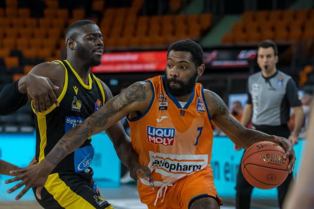 迷对新一代 迷对新一代